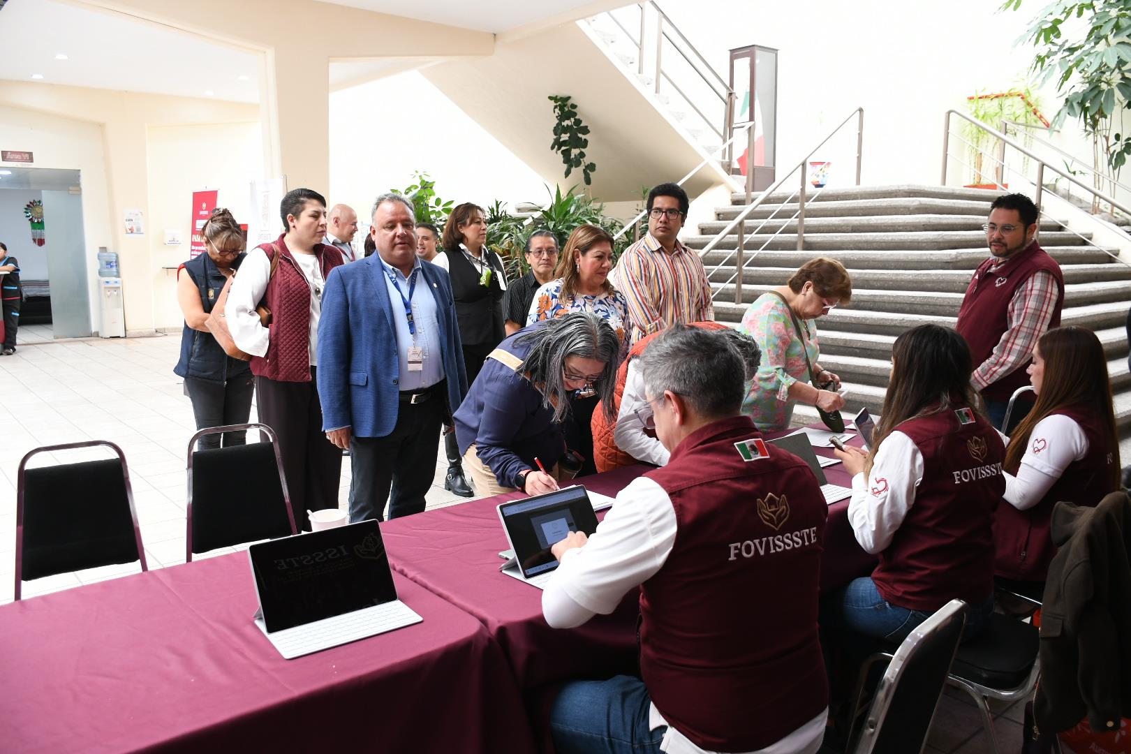 Plática informativa del FOVISSSTE "Reestructura UMA a PESOS"